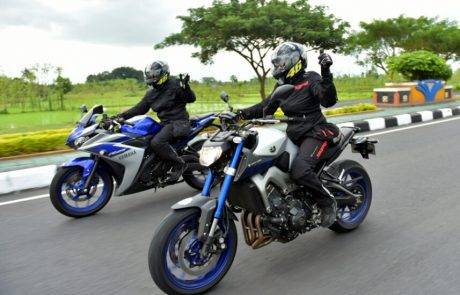 Yamaha MT-09 dan YZF-R25 di Touring 7 Srikandi Women on Wheels Indonesia dari Jakarta ke Lombok