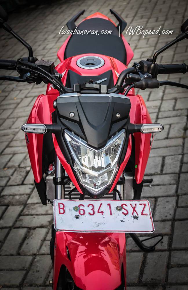new CB150R red