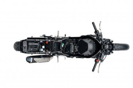 2016-Suzuki-SV650-A-details-25
