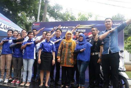 Menteri Sosial RI Khofifah Indar Parawansa hadir dalam pelaksanaan tes uji SIM C dengan Mio Z dan mini launching Mio Z oleh Yamaha DDS Jakarta (4)